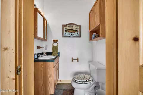 Bath - 425 E Anglers Loop, Panguitch, UT 84759 photo 7 of 7