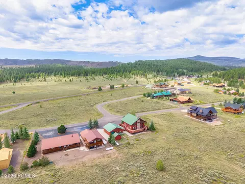 View/Area - 425 E Anglers Loop, Panguitch, UT 84759 photo 11 of 17
