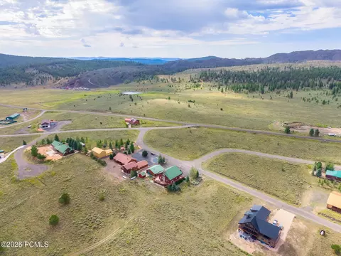 View/Area - 425 E Anglers Loop, Panguitch, UT 84759 photo 14 of 17