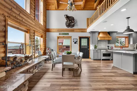 Dining - 425 E Anglers Loop, Panguitch, UT 84759 photo 2 of 5