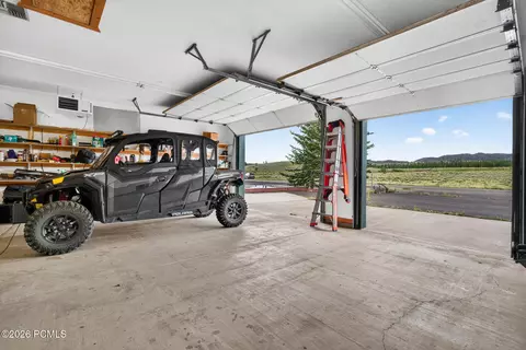 Exterior - 425 E Anglers Loop, Panguitch, UT 84759 photo 4 of 10