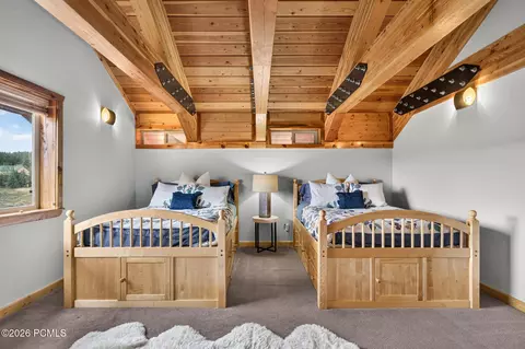 Bedroom - 425 E Anglers Loop, Panguitch, UT 84759 photo 7 of 17