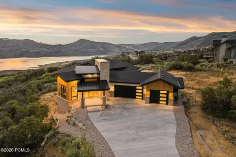 Exterior - 1120 E Lasso Trl, Hideout, UT 84036 photo 4 of 12