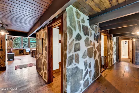 Entry Way - 2983 E Ridgetop Dr, Sundance, UT 84604 photo 3 of 11