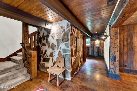 Entry Way - 2983 E Ridgetop Dr, Sundance, UT 84604 photo 6 of 11