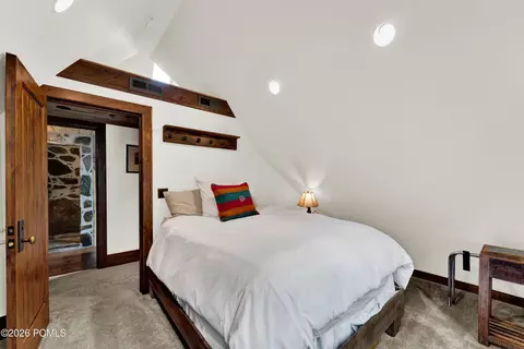 Bedroom - 2983 E Ridgetop Dr, Sundance, UT 84604 photo 4 of 8