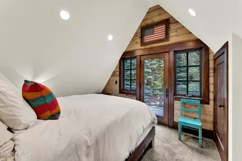Bedroom - 2983 E Ridgetop Dr, Sundance, UT 84604 photo 3 of 8