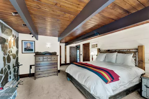 Bedroom - 2983 E Ridgetop Dr, Sundance, UT 84604 photo 2 of 8