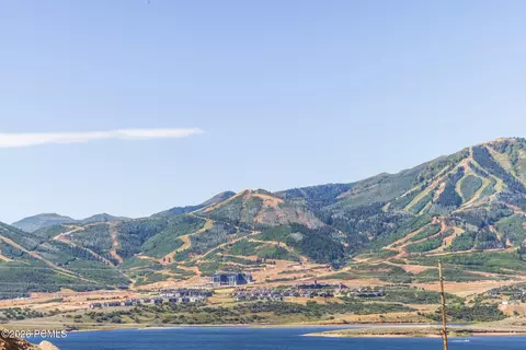 View/Area - 11698 N Deep Water Dr, Hideout, UT 84036 photo 11 of 23