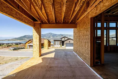 Exterior - 11698 N Deep Water Dr, Hideout, UT 84036 photo 4 of 6