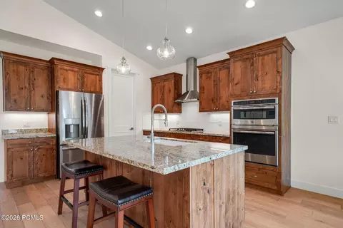 Kitchen - 1238 N Canyon View Rd, Midway, UT 84049 photo 2 of 5