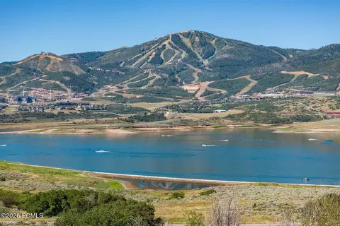 View/Area - 411 E Kayak Dr, Hideout, UT 84036 photo 5 of 27