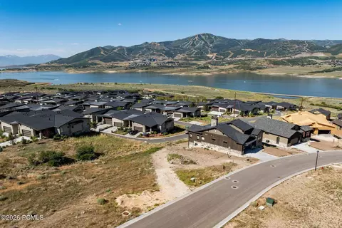 View/Area - 512 E Kayak Dr, Hideout, UT 84036 photo 7 of 23
