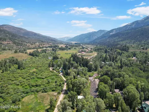 View/Area - 5440 E Weber Ln, Oakley, UT 84055 photo 11 of 12