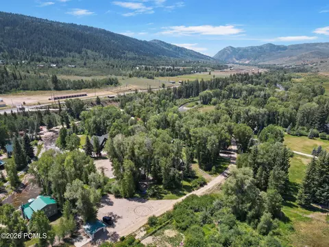 View/Area - 5440 E Weber Ln, Oakley, UT 84055 photo 9 of 12