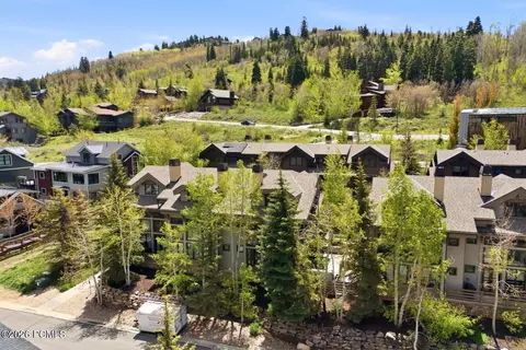 670 Deer Valley Loop UNIT 9, Park City, UT 84060