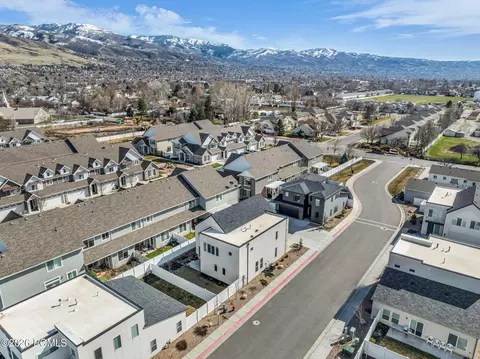 View/Area - 331 S 680 W, Centerville, UT 84014 photo 4 of 5