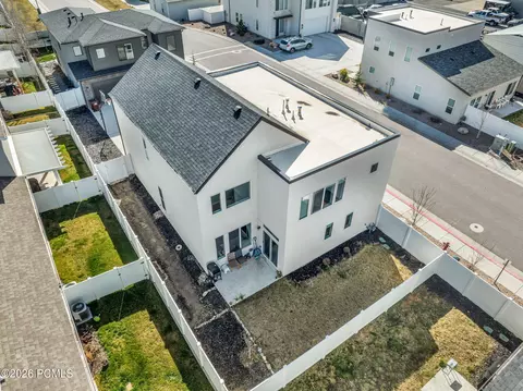 View/Area - 331 S 680 W, Centerville, UT 84014 photo 1 of 5