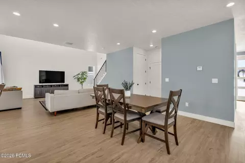 Dining - 331 S 680 W, Centerville, UT 84014 photo 2 of 2