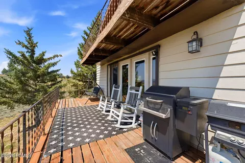 Exterior - 8750 E Soldier Creek Way, Daniel, UT 84032 photo 2 of 10