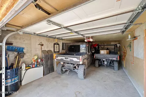 Exterior - 8750 E Soldier Creek Way, Daniel, UT 84032 photo 5 of 10