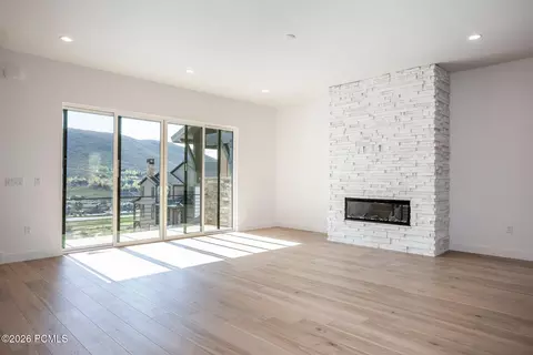 Living - 487 W Ascent Dr, Hideout, UT 84036 photo 1 of 7