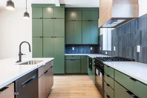 Kitchen - 487 W Ascent Dr, Hideout, UT 84036 photo 3 of 4