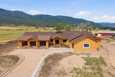 539 E Park Field Ln, Wallsburg, UT 84082