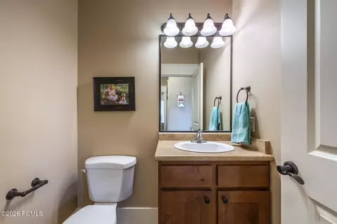 Bath - 454 W 4200 N, Oakley, UT 84055 photo 3 of 4