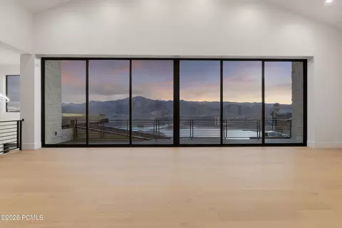 Living - 11386 N White Tail Ct, Hideout, UT 84036 photo 1 of 3