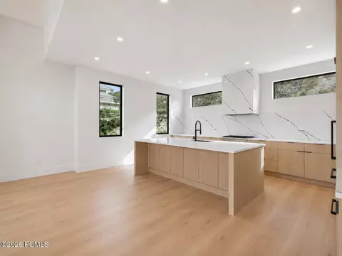 Kitchen - 11386 N White Tail Ct, Hideout, UT 84036 photo 1 of 6