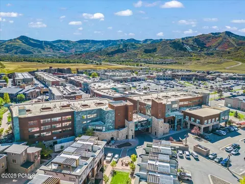 1476 Newpark Blvd #210, Park City, UT 84098