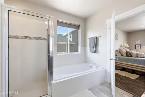 Bath - 110 W Lambert Ln, Kamas, UT 84036 photo 3 of 5