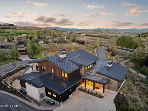View/Area - 3136 E Arrowhead Trl, Kamas, UT 84036 photo 2 of 8