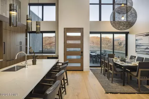 Dining - 213 Lionsback Loop #38, Moab, UT 84532 photo 1 of 2