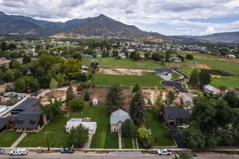 View/Area - 75 E 100 North N, Midway, UT 84049 photo 1 of 8