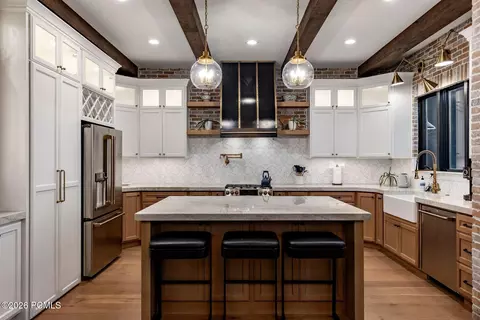 Kitchen - 1295 E Lasso Trl, Hideout, UT 84036 photo 5 of 5