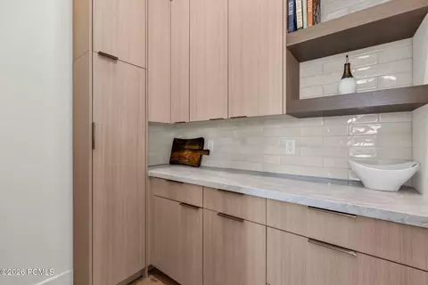 Kitchen - 11343 N Soaring Hawk Ln, Hideout, UT 84036 photo 4 of 4