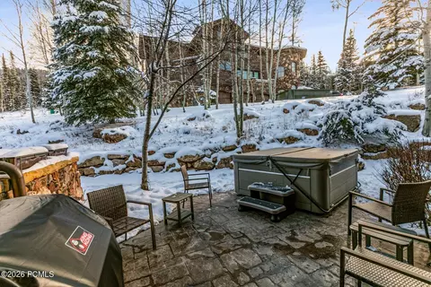 Exterior - 8789 Marsac Ave #B5, Park City, UT 84060 photo 5 of 10