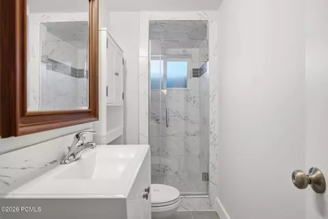 Bath - 1447 E Mulberry Way, Sandy, UT 84093 photo 4 of 4