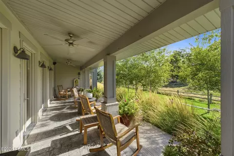 Exterior - 2300 River Meadows Pkwy, Midway, UT 84049 photo 9 of 15