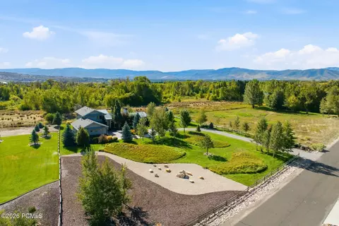 View/Area - 2300 River Meadows Pkwy, Midway, UT 84049 photo 2 of 6