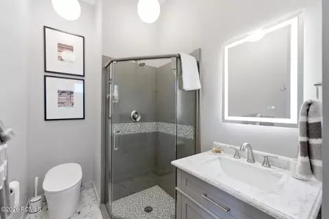 Bath - 2300 River Meadows Pkwy, Midway, UT 84049 photo 5 of 7