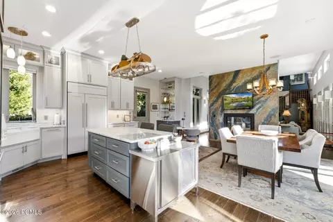 Kitchen - 2300 River Meadows Pkwy, Midway, UT 84049 photo 3 of 3