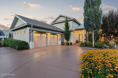 Exterior - 2300 River Meadows Pkwy, Midway, UT 84049 photo 3 of 15