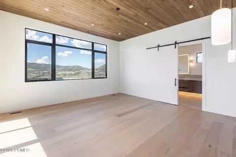 Bedroom - 693 E Longview Dr, Hideout, UT 84036 photo 4 of 4