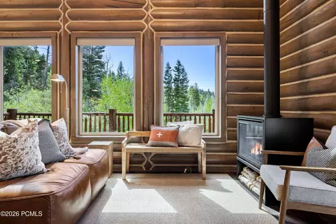 917 W Deep Forest Rd, Coalville, UT 84017