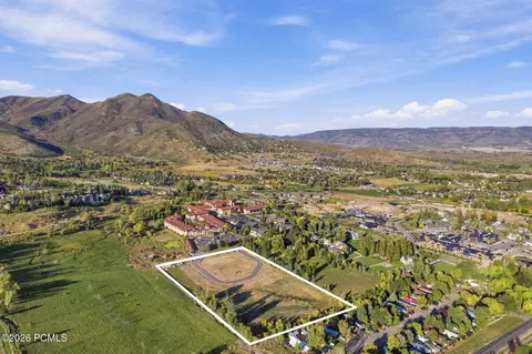 885 W Schonerberg Loop, Midway, UT 84049 photo 5
