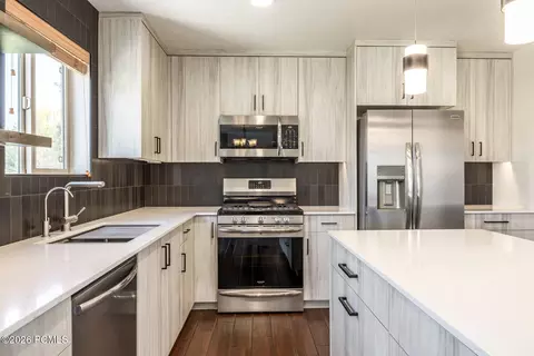 5705 N Narrow Leaf Ct, Park City, UT 84098