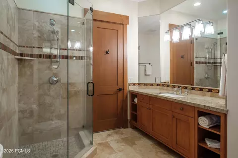 Bath - 602 Trappers Loop Rd, Kamas, UT 84036 photo 8 of 10